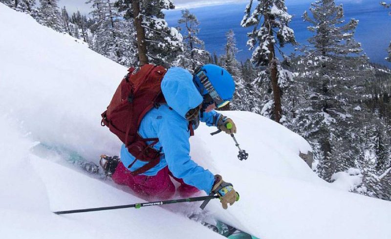 Meghan Kelly en ski