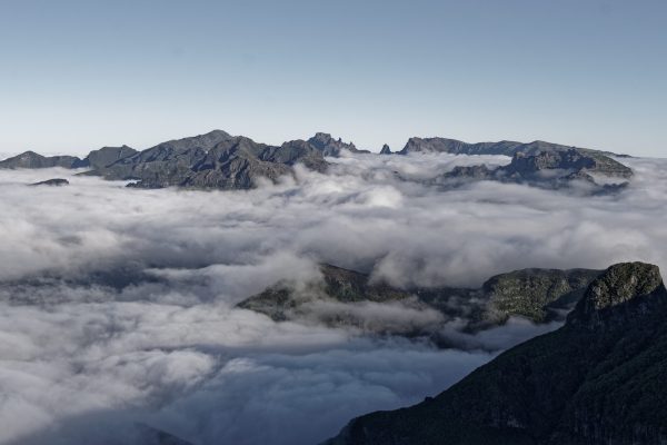 Madeire, vue générale montagnes et nuages