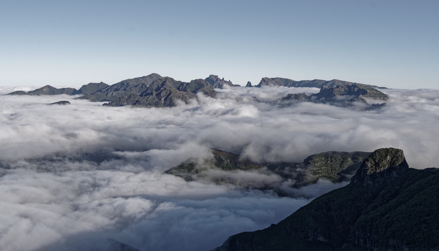 Madeire, vue générale montagnes et nuages