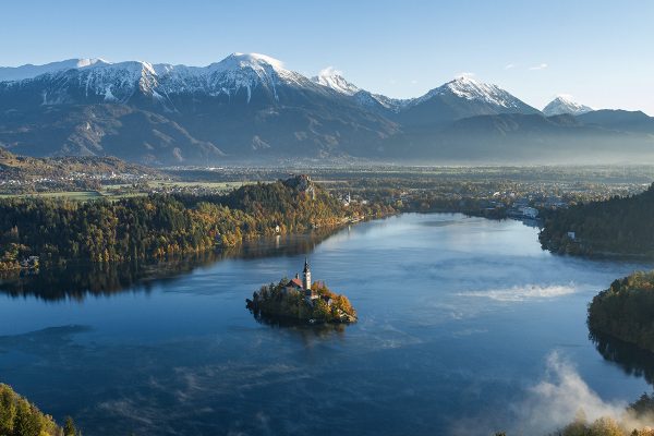 Courir autour du lac de Bled en Slovénie