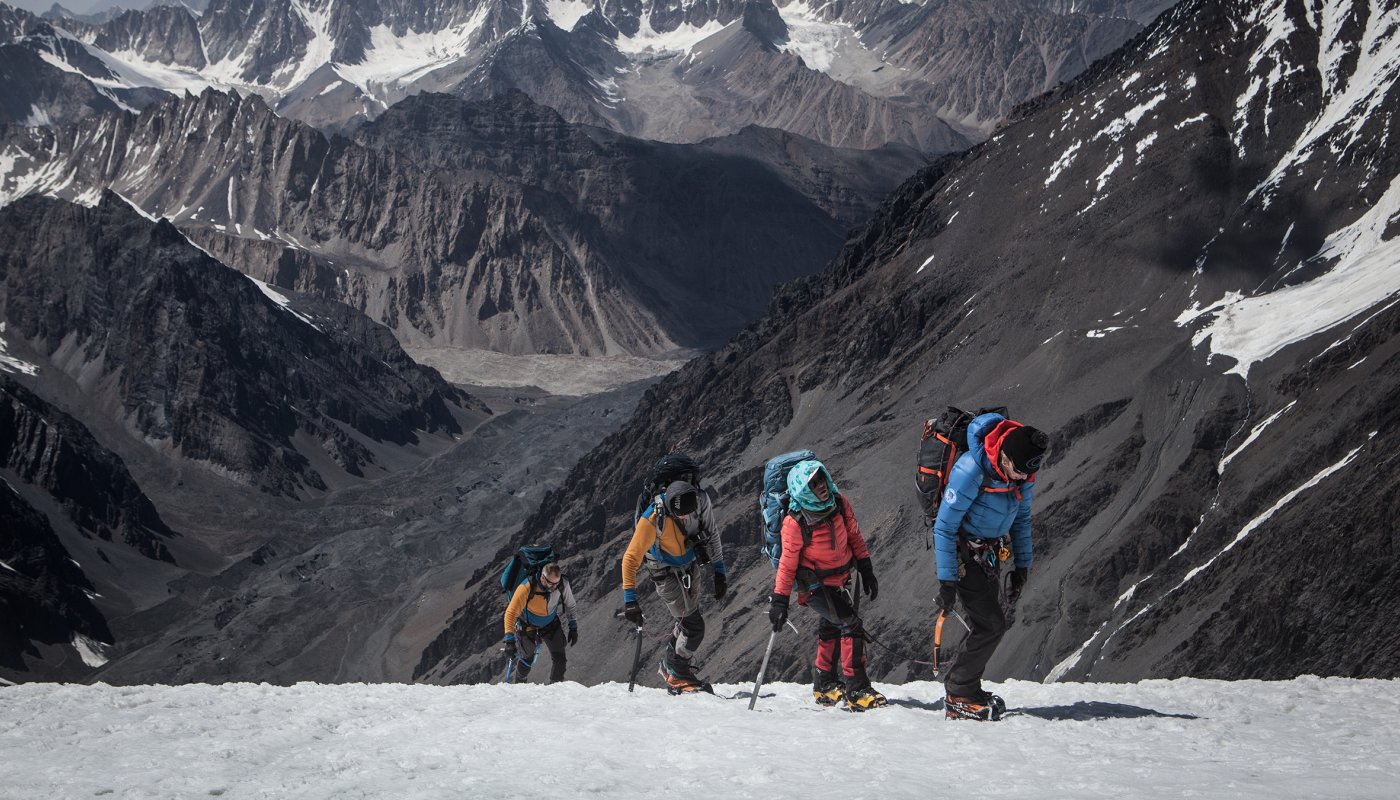 Première ascension d'un sommet de 7500m par des femmes afghanes