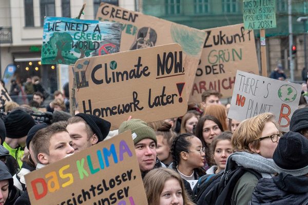 Glyphosate: une trentaine de marches organisées en France.