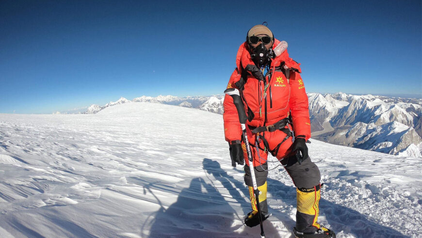 Kami Rita Sherpa a grimpé pour la 23ème fois l'Everest et bat un nouveau record.