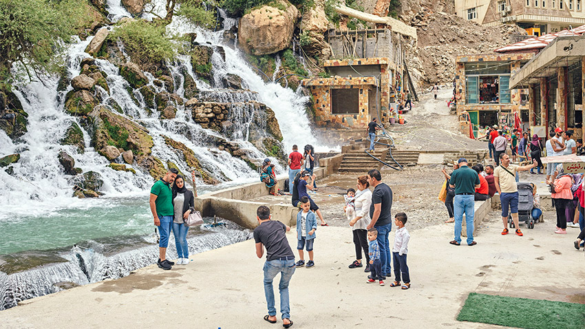 La plupart des touristes viennent de Bagdad, il y a encore très peu d'occidentaux.