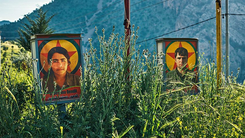 Des martyres du PKK sur des panneaux d'affichage à Qandil.