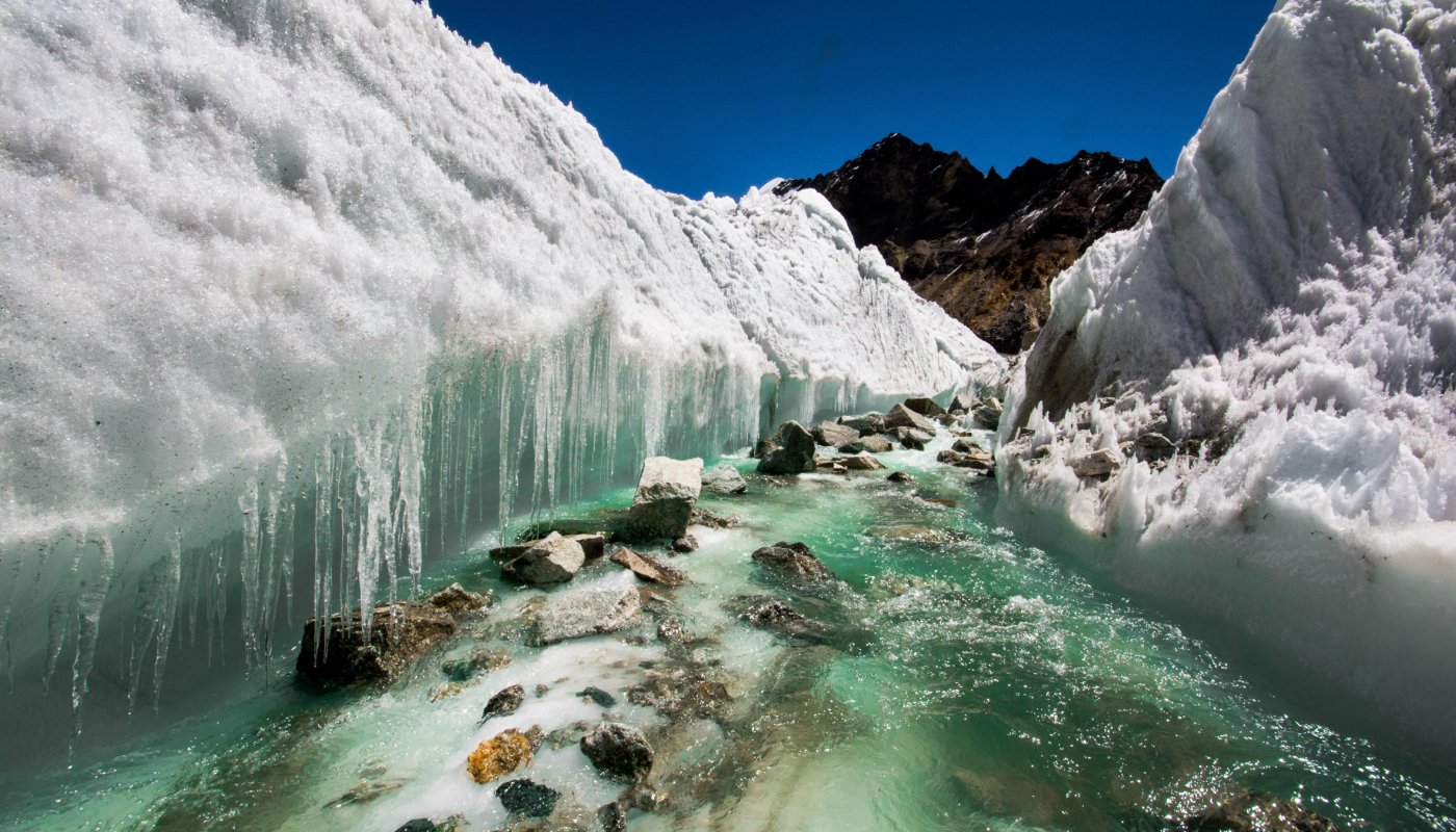 Fonte des glaciers de l'Himalaya