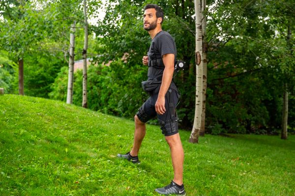 Exosuit, le short pour marcher et courir plus vite