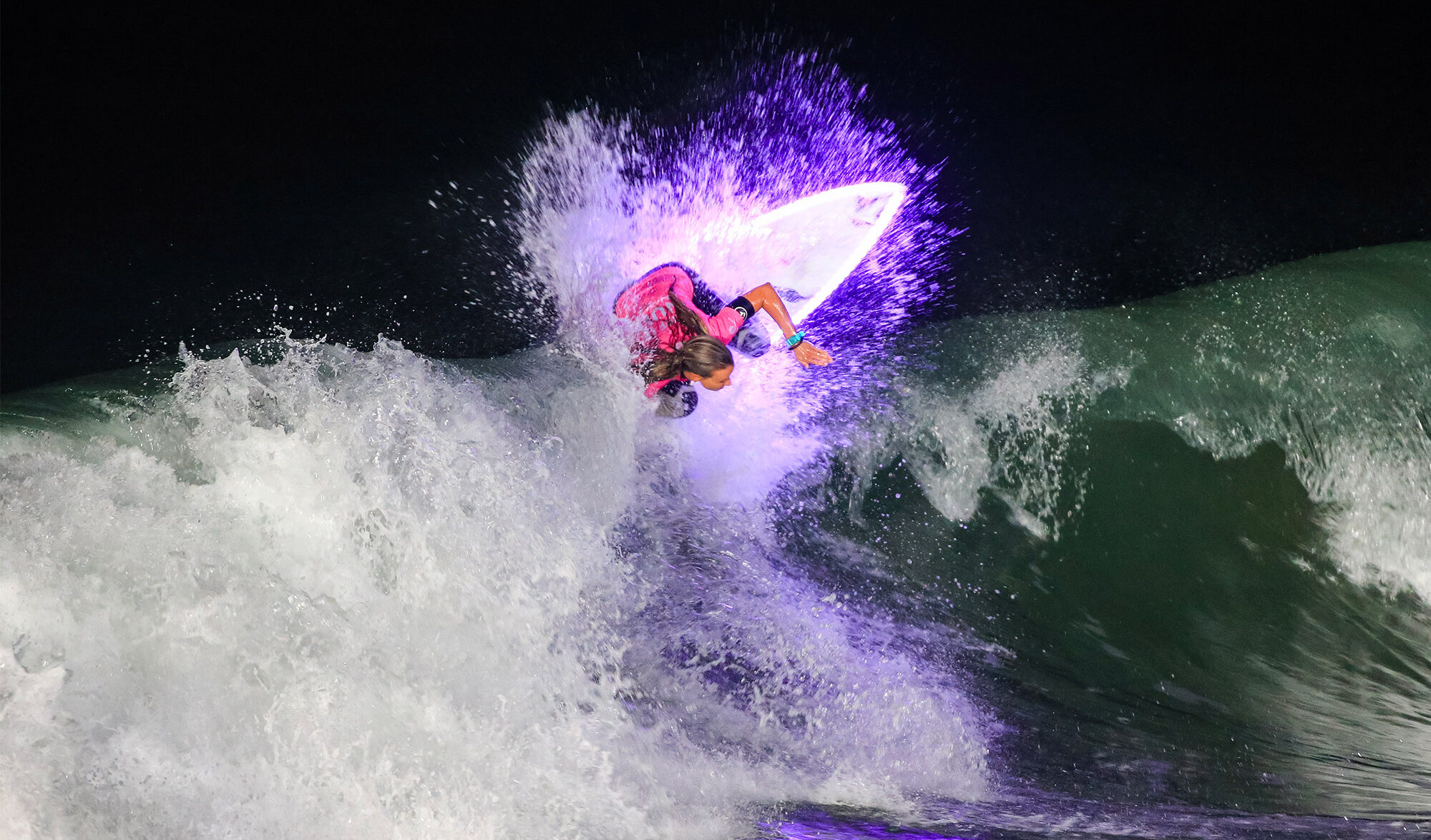 Surf de nuit à Anglet