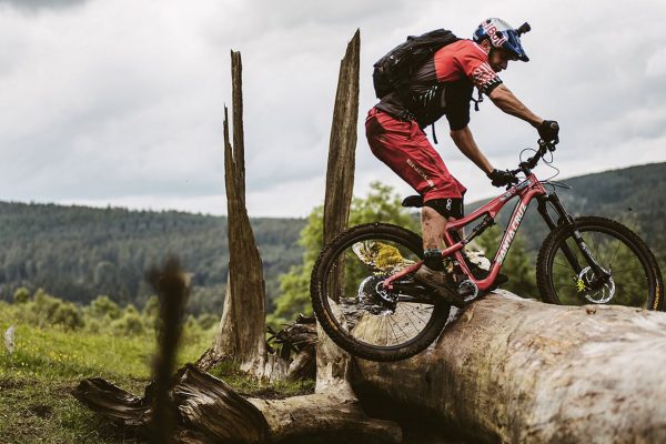 Danny MacAskill sur son terrain de coeur, l'Écosse.