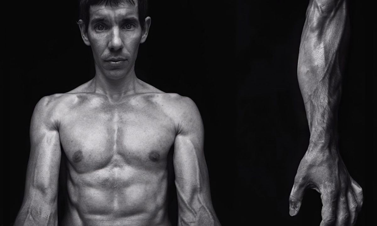 Alex Honnold posant pour ESPN Body 2019