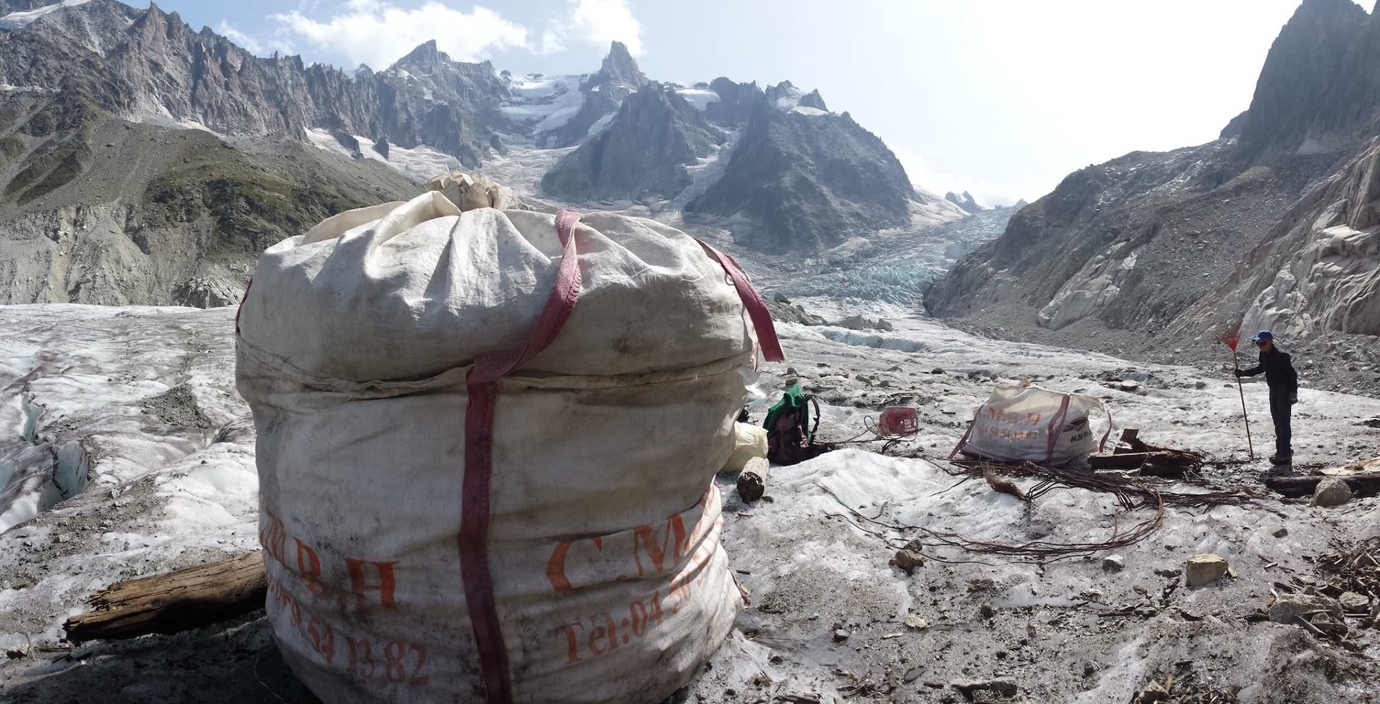 Déchets de chantier en montagne, Alpes Mer de glace