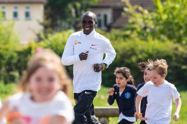 Eliud Kiphoge, ambassadeur du programme The Daily Mile