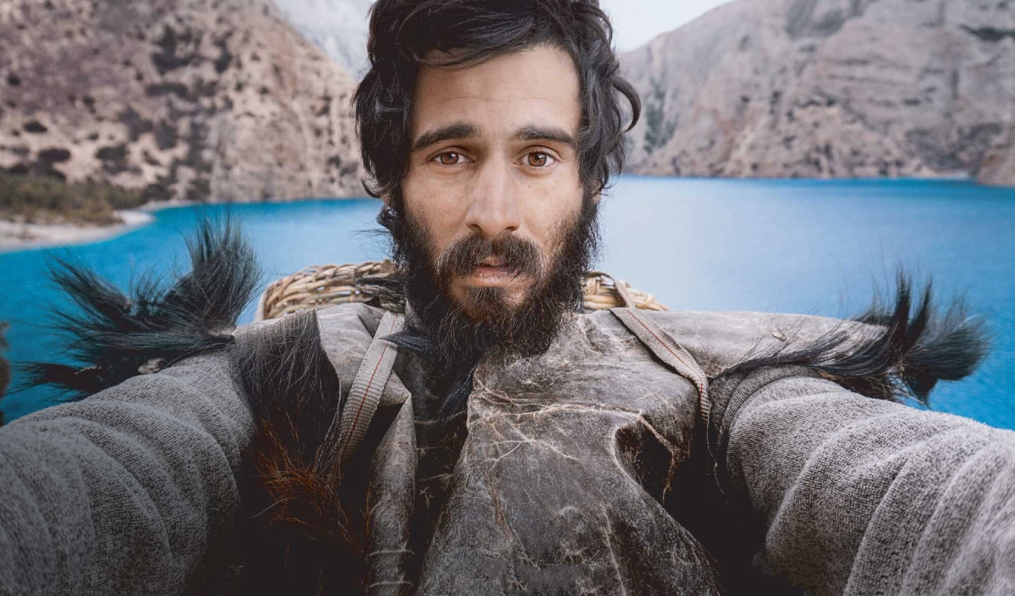 An Himalayan Adventure - Eliott Schonfeld