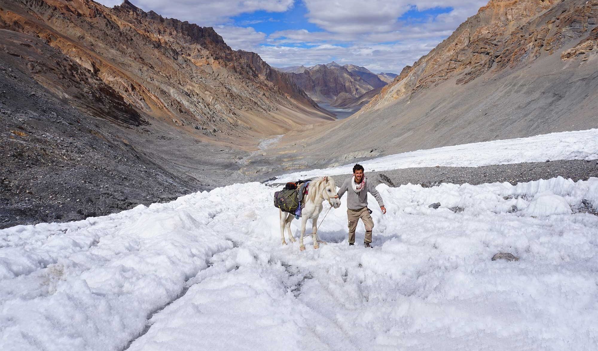 An Himalayan Adventure - Eliott Schonfeld