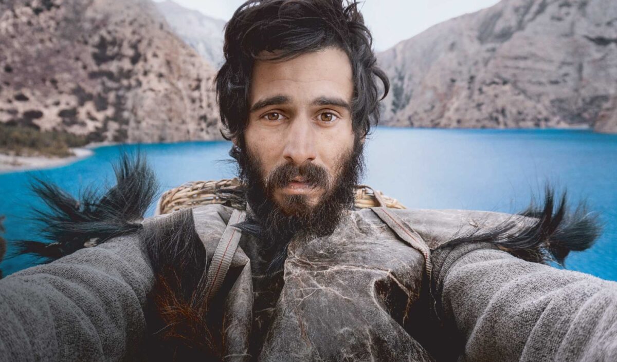 An Himalayan Adventure - Eliott Schonfeld