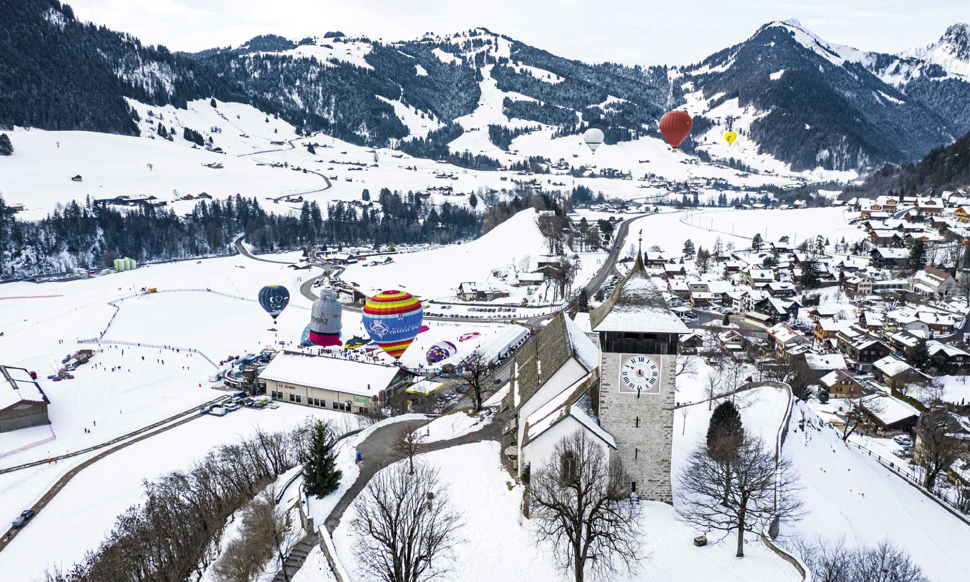 Vol en ballon au dessus de Chateau d'Oex