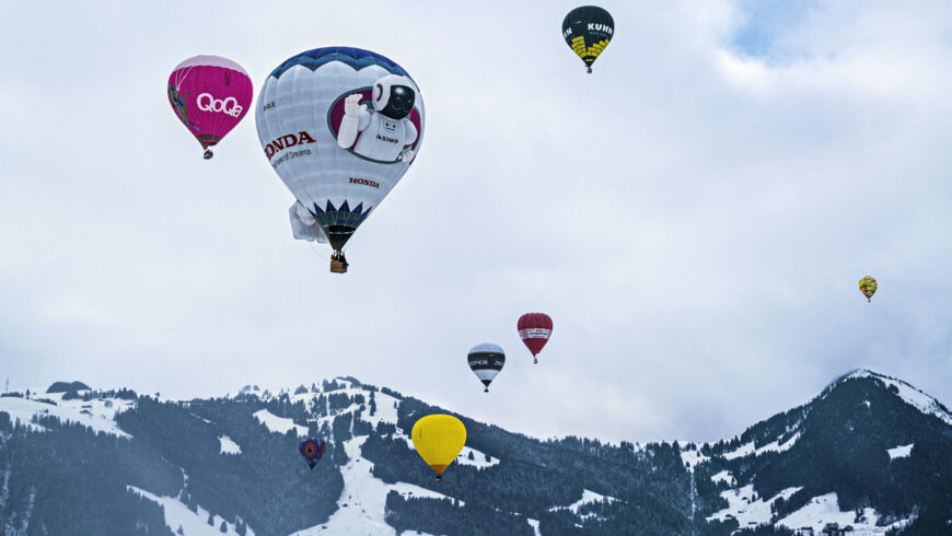 Vol en ballon au dessus de Chateau d'Oex