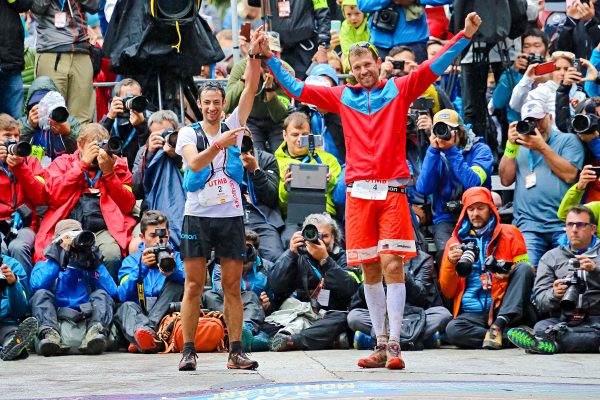 Kilian Jornet et François D'Haene à l'arrivée de l'UTMB 2017