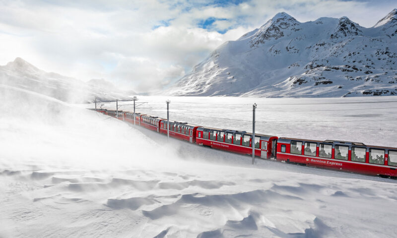 Petit Train Dans Les Montagnes Suisses 7 Lettres Découvrir la Suisse ? Le bon plan, c’est le train – Outside | Le