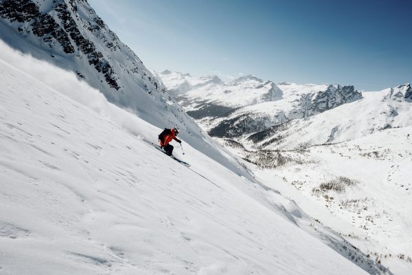 ski hors-piste dans le valais