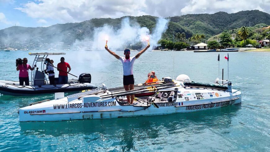 Stéphane Brogniart à l'arrivée de sa transatlantique à la rame