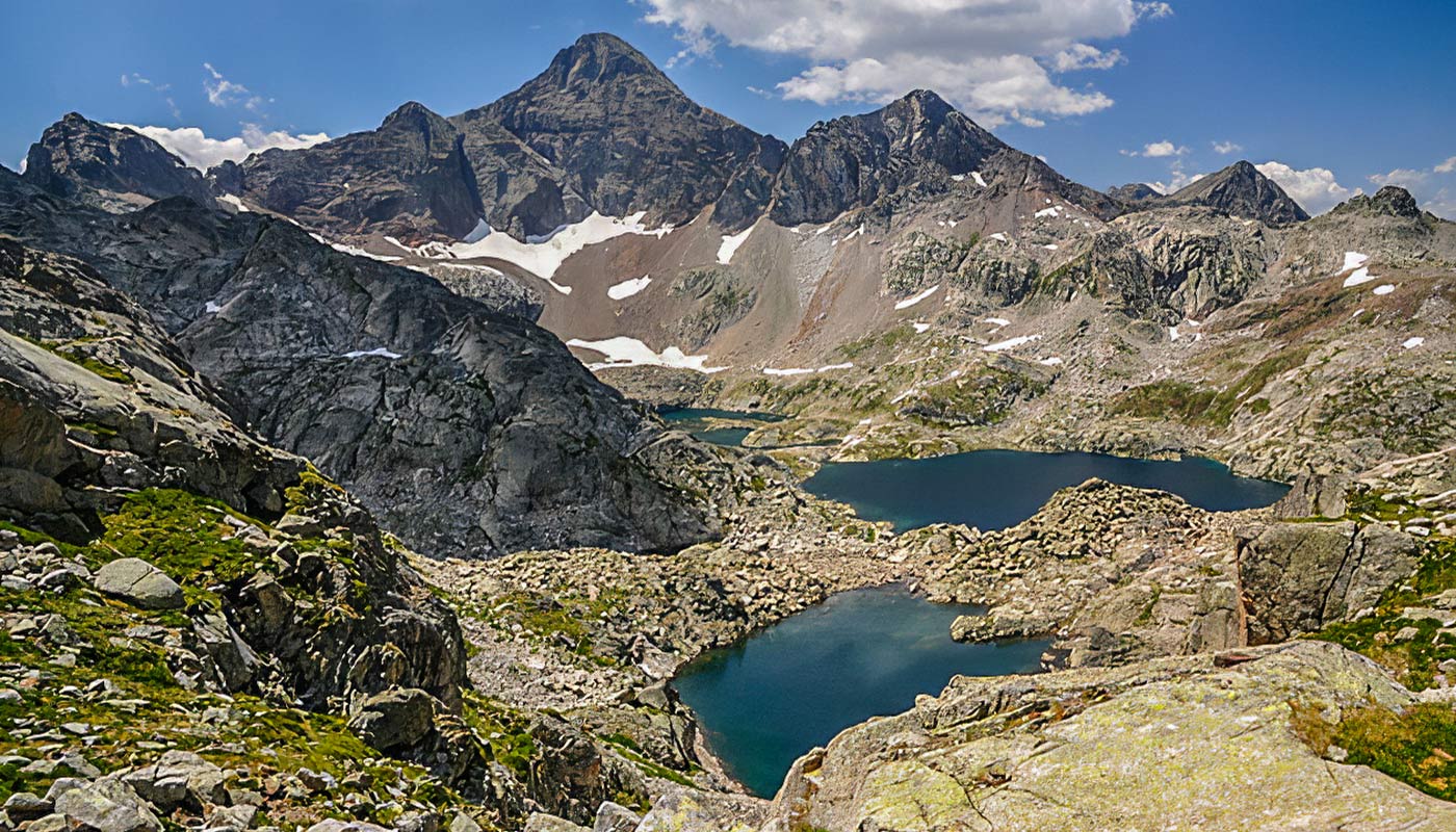 Lac d'Arrémoulit dans les Pyrénées