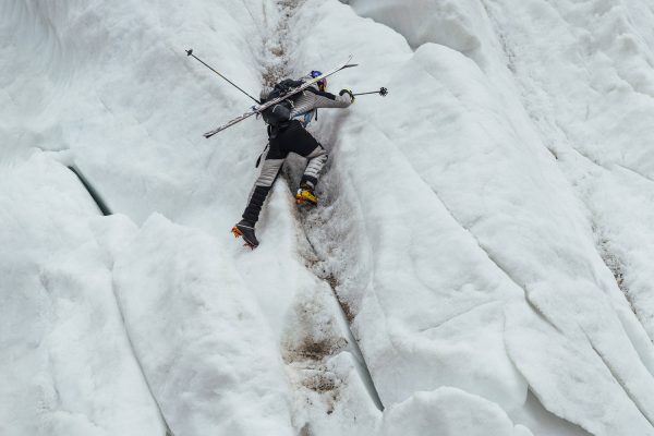 K2 : the impossible descent