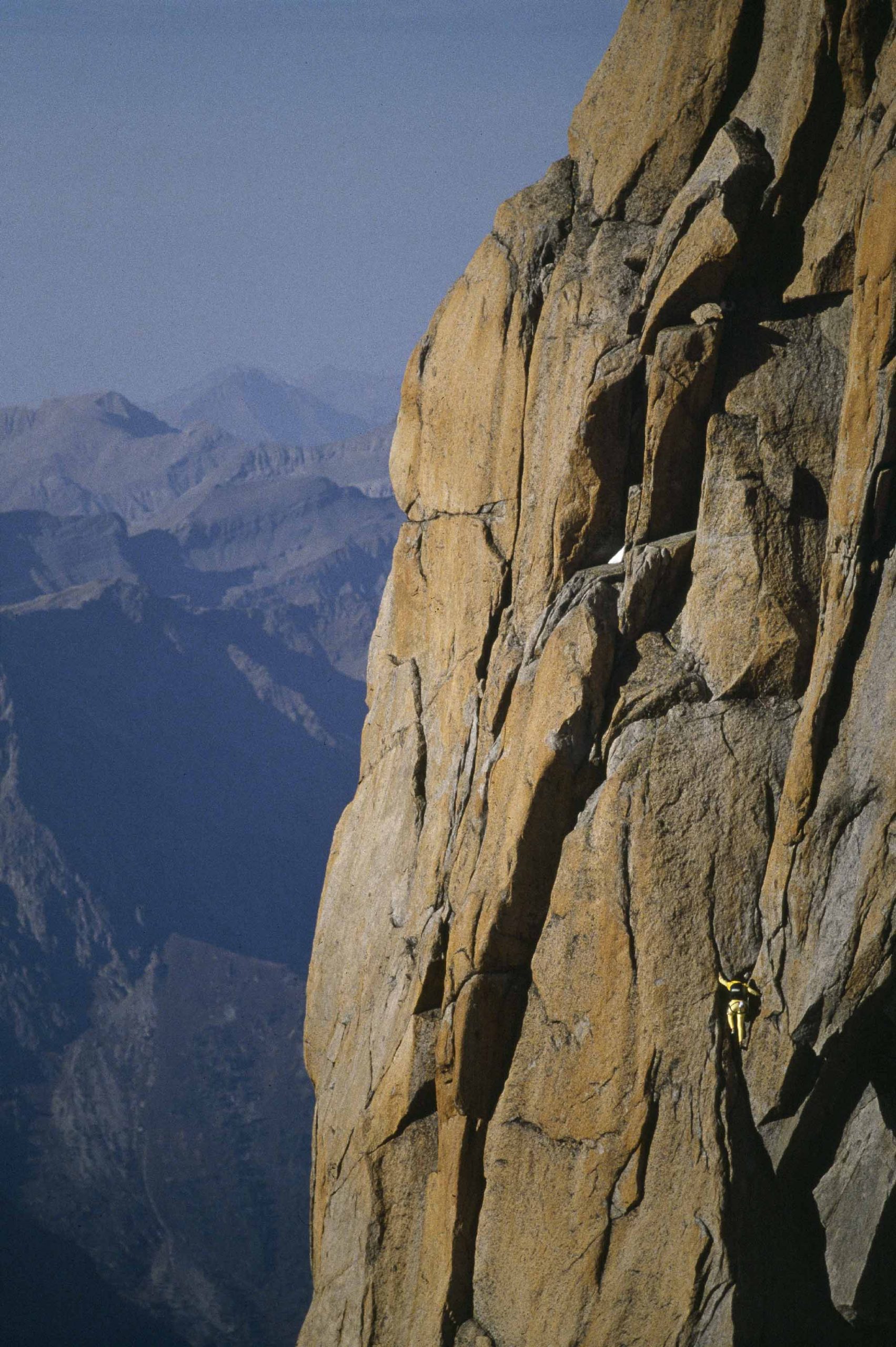 Catherine Destivelle, solo dans les Drus