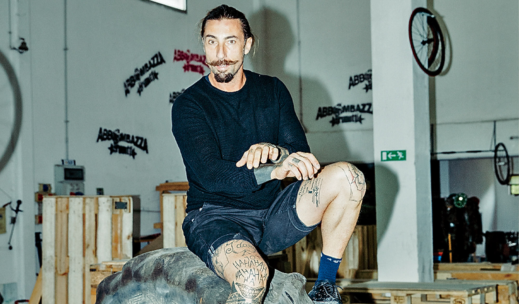 Vittorio Brumotti le cycliste italien qui traque les trafiquants de drogue