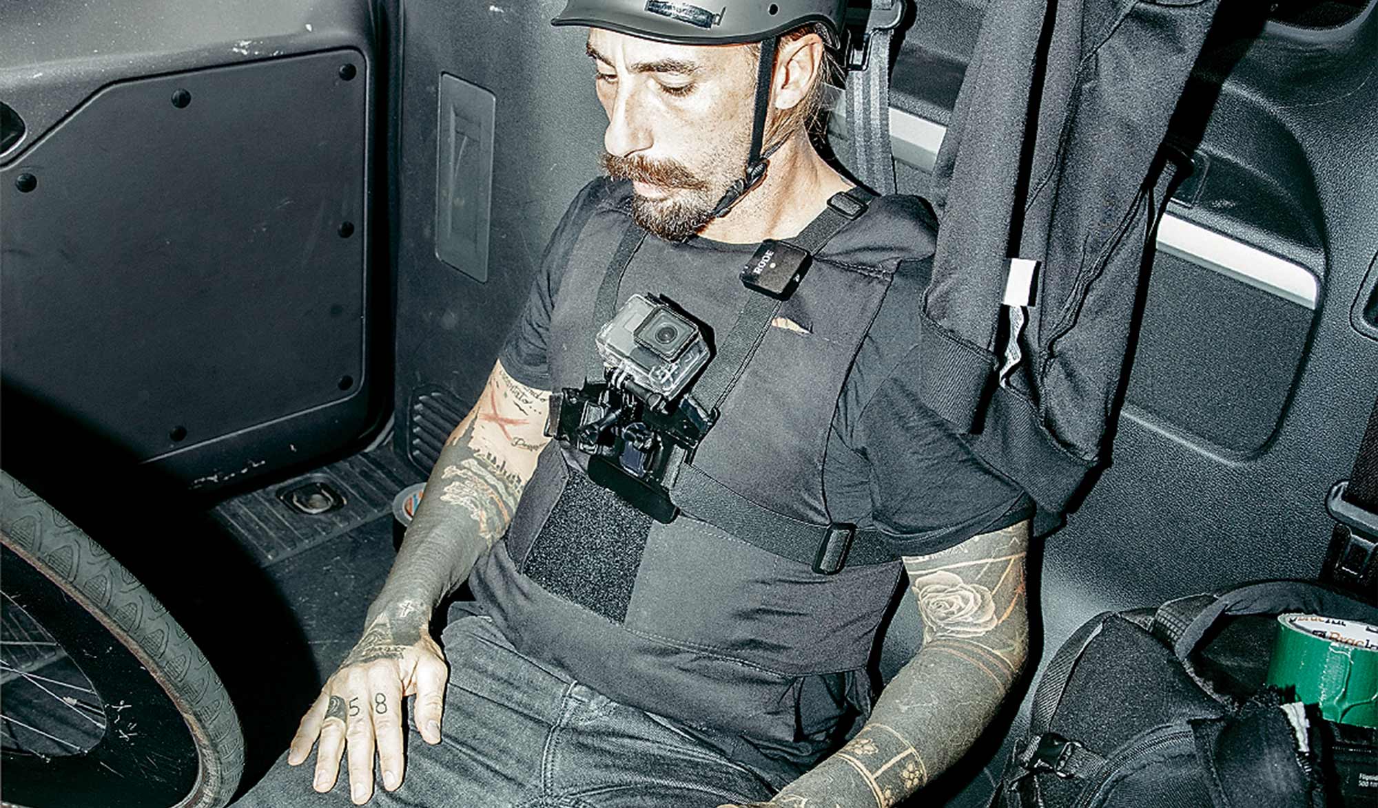 Vittorio Brumotti le cycliste italien qui traque les trafiquants de drogue