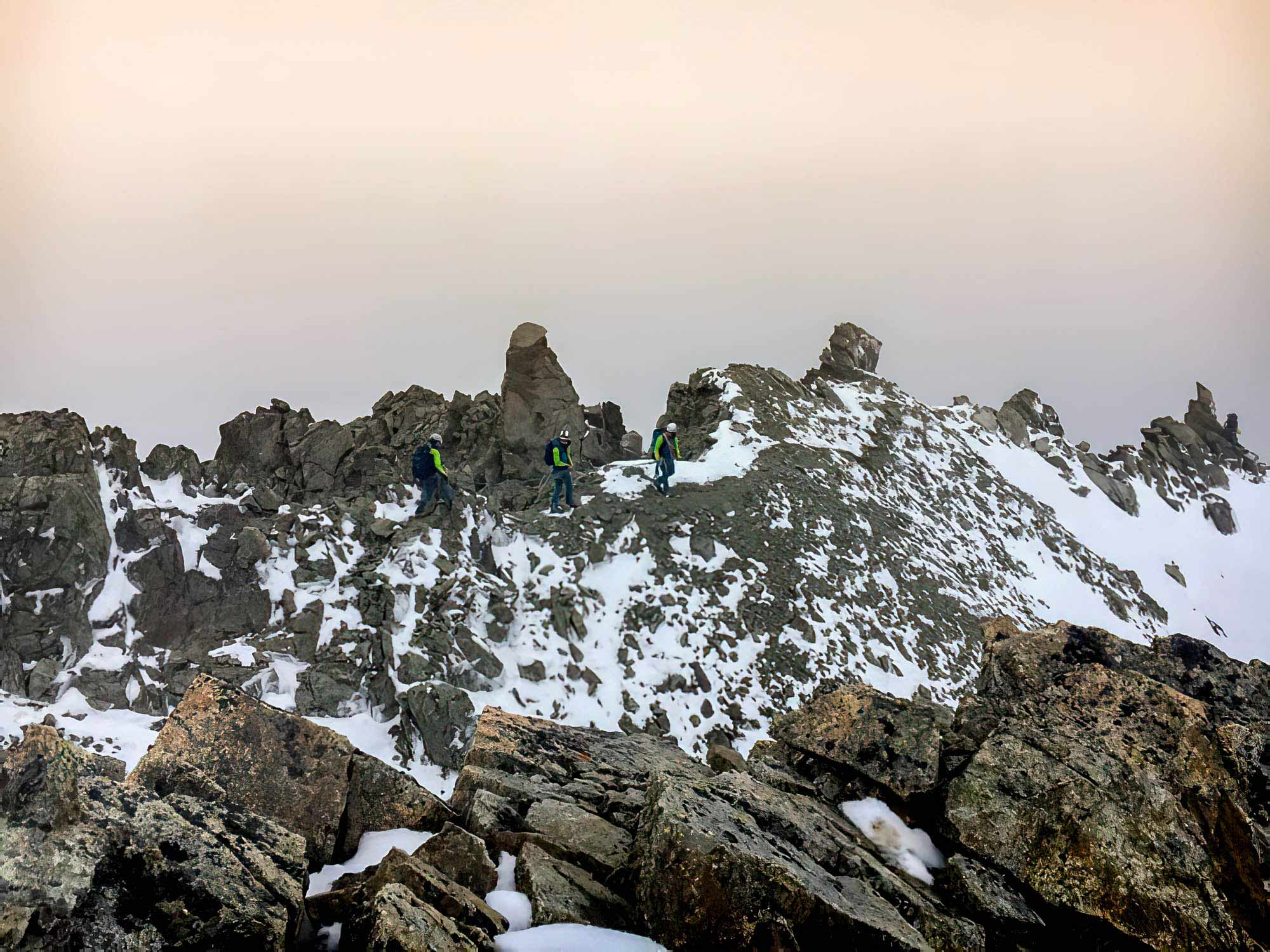 Femmes alpinsites du GFHM dans le massif de Bernina