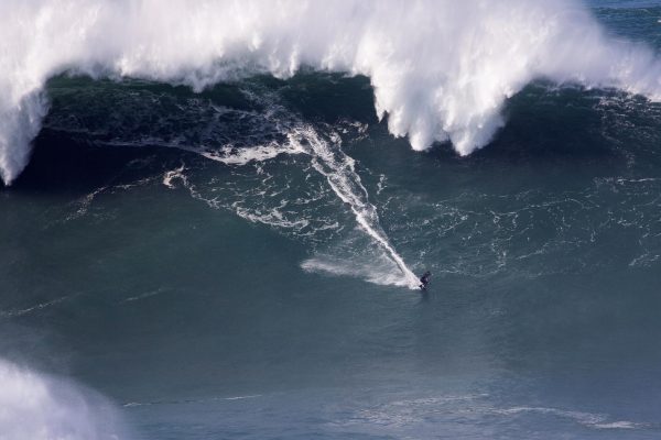 Surf à Nazaré Octobre 2020