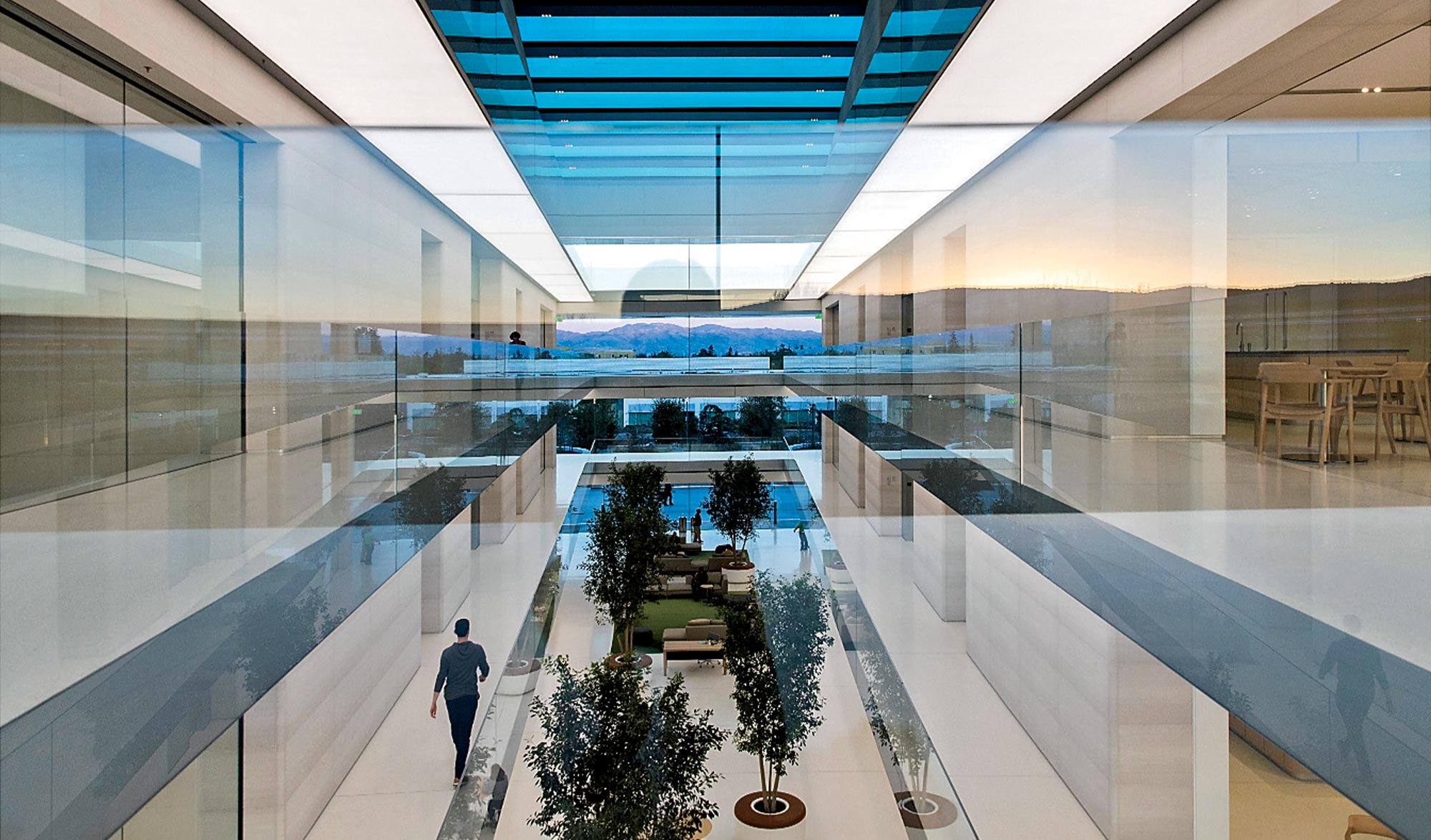 L'intérieur d'Apple Park