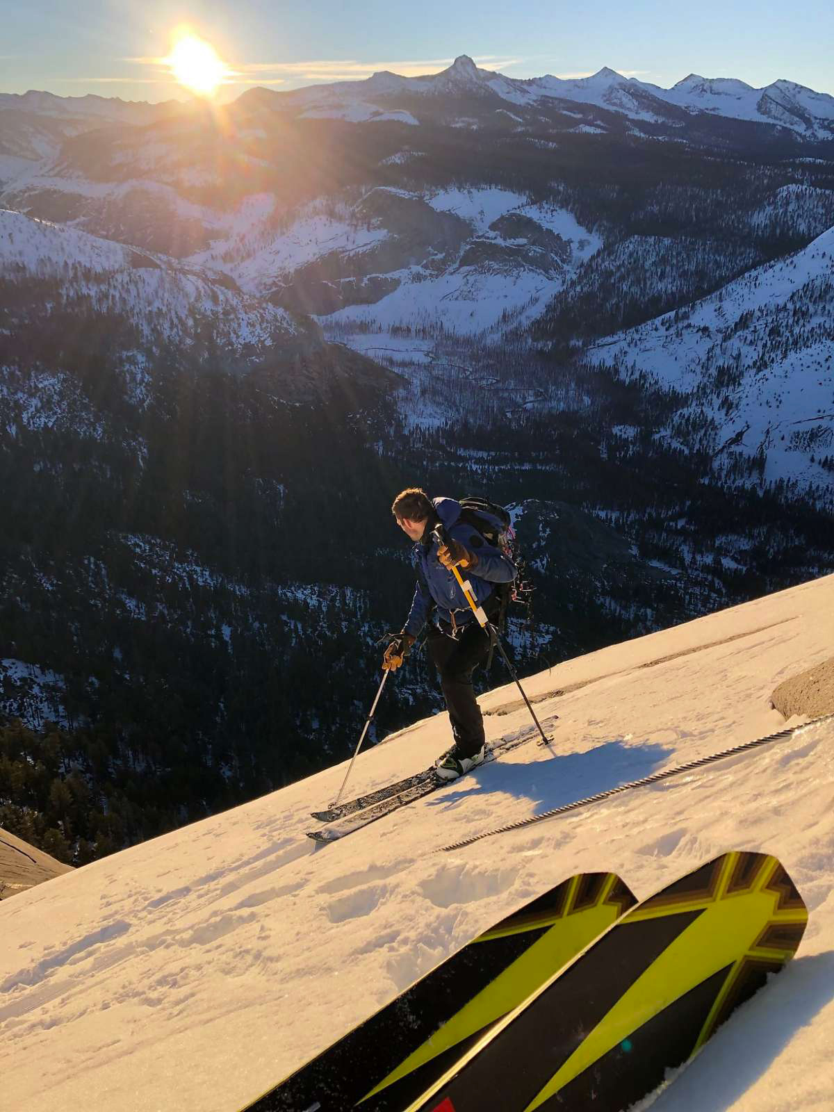 Ski de pente raide au Half Dome, Yosemite