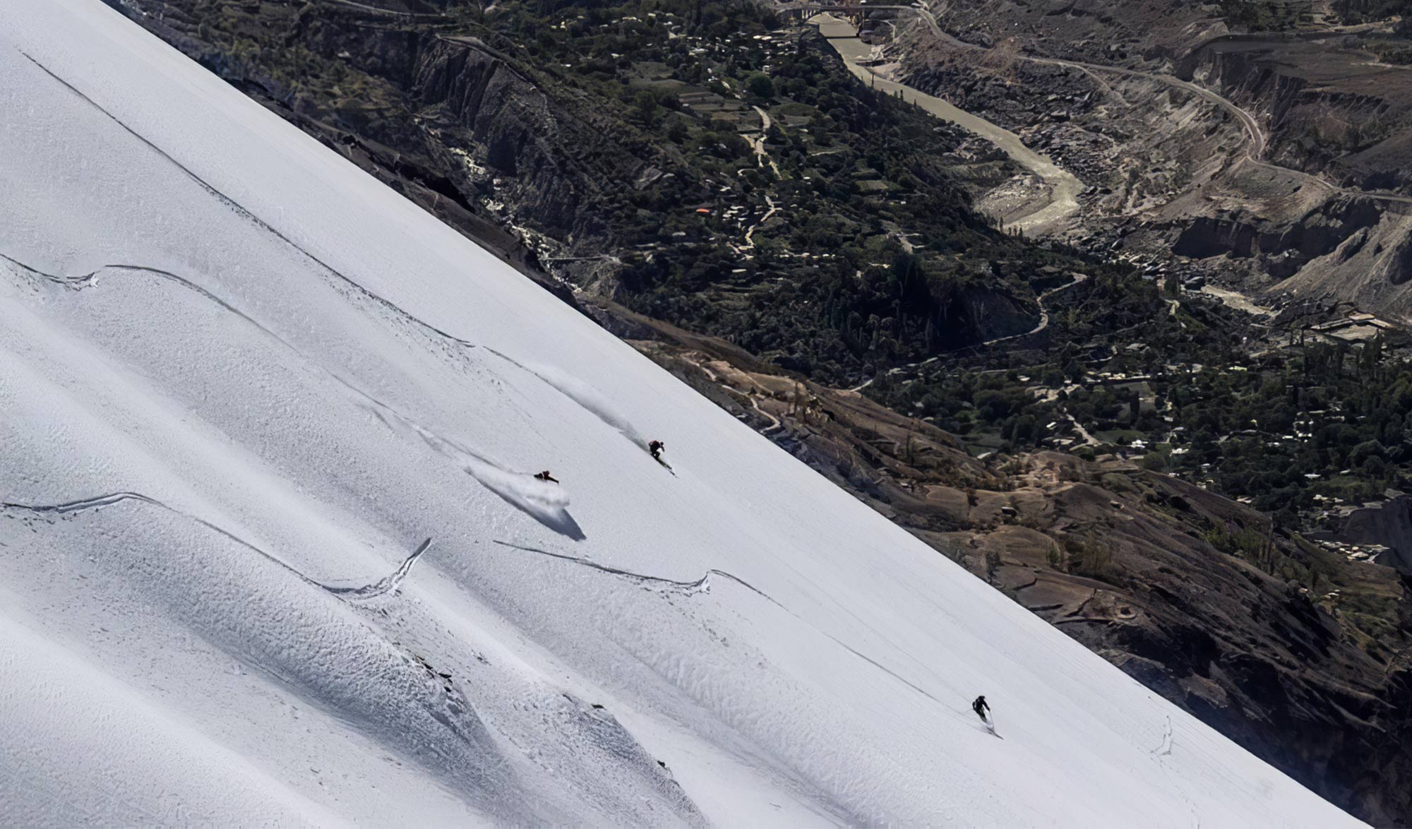 Zom Connection - Au Pakistan, ces enfants formés au ski et au sauvetage