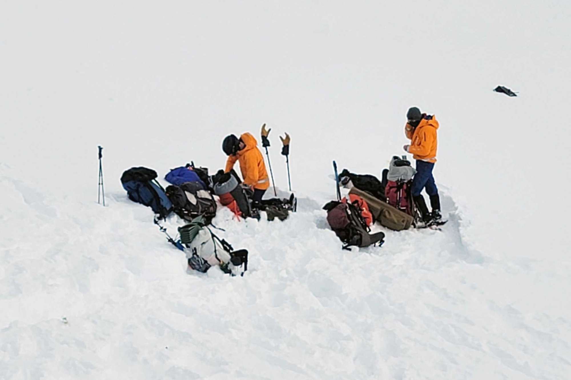 crash helicopter Alaska