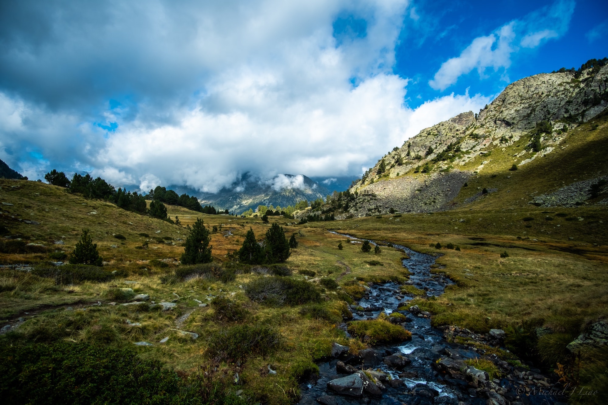 Pyrénées : en 1 clic, accédez à 63 refuges français et espagnols