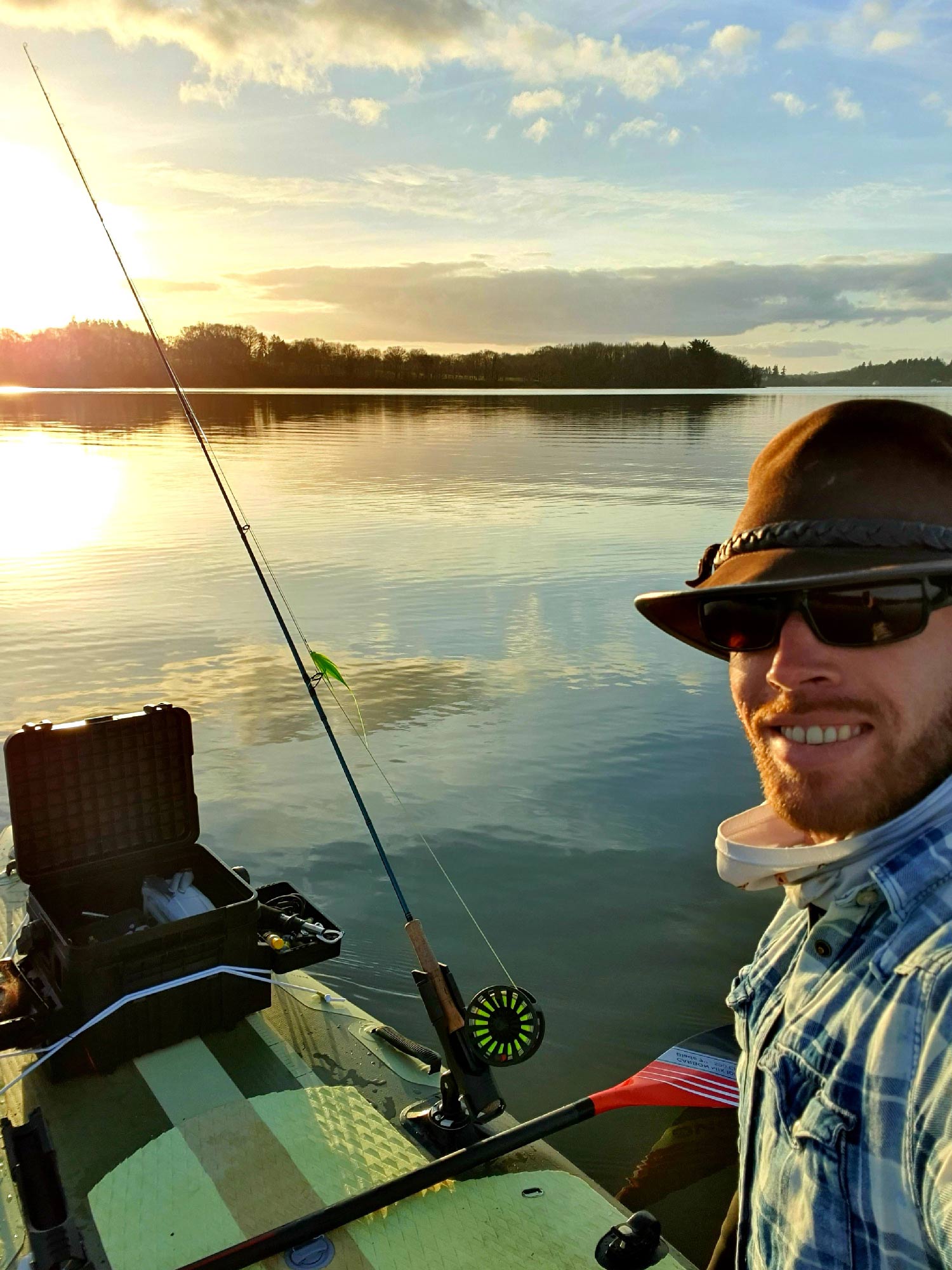 Jeff Bloyet tour d'europe, tente sur le toit