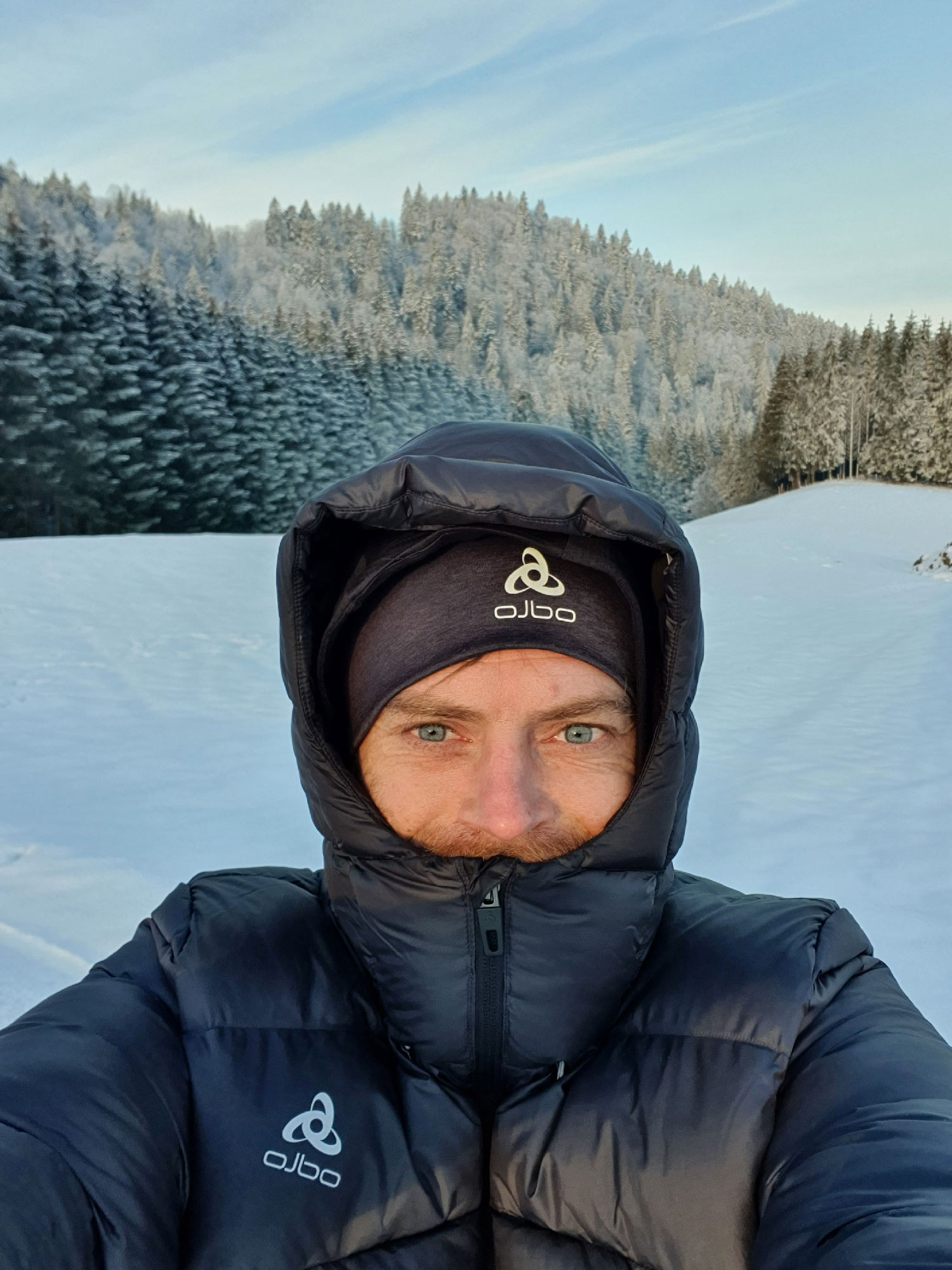 Jeff Bloyet tour d'europe, tente sur le toit