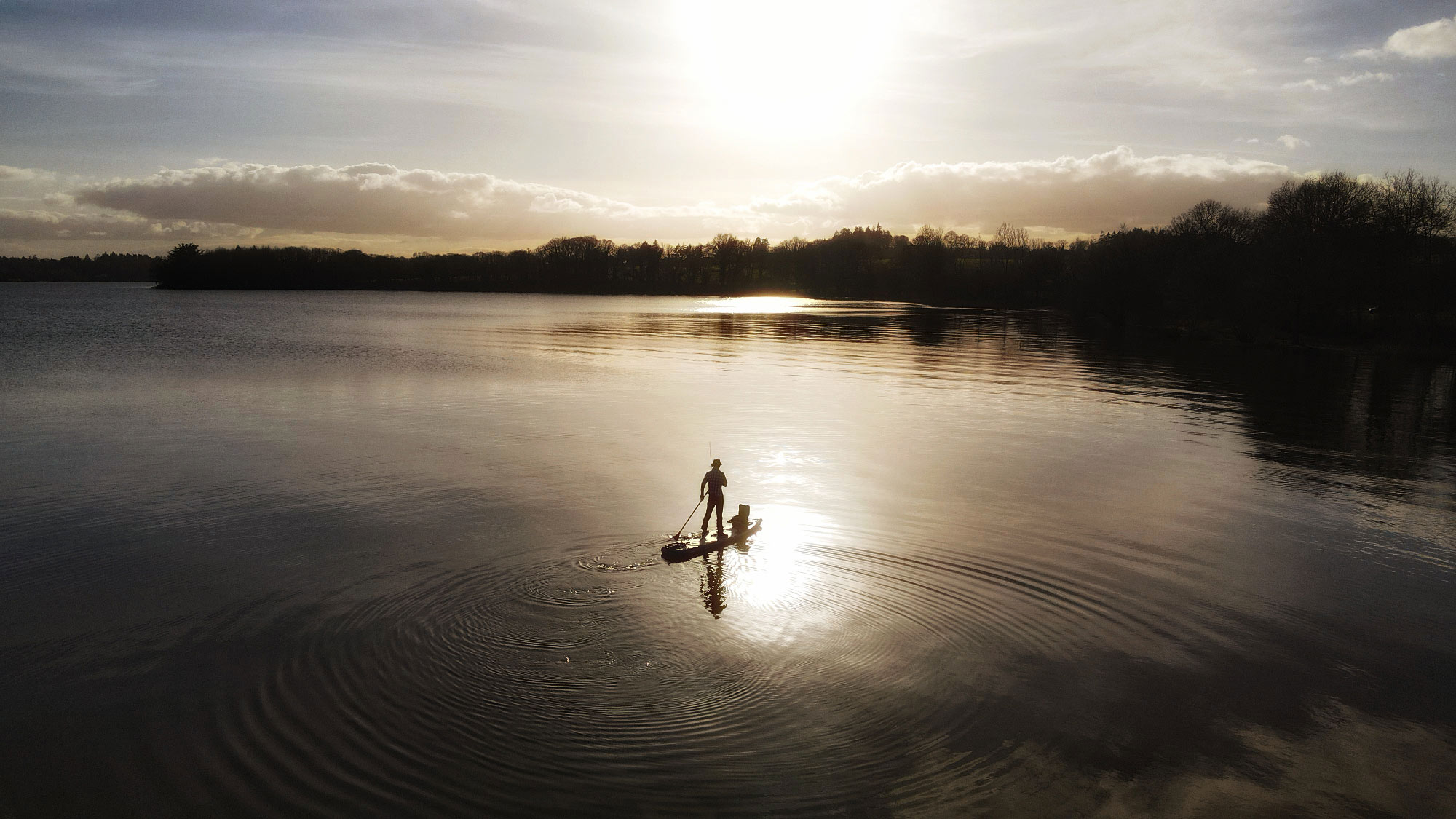 Jeff Bloyet tour d'europe, tente sur le toit