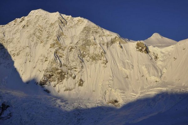 La face nord du Baruntse