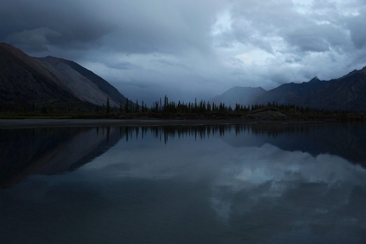 « S’abandonner au sauvage » : 500 km en canoë en autonomie dans le Grand Nord canadien