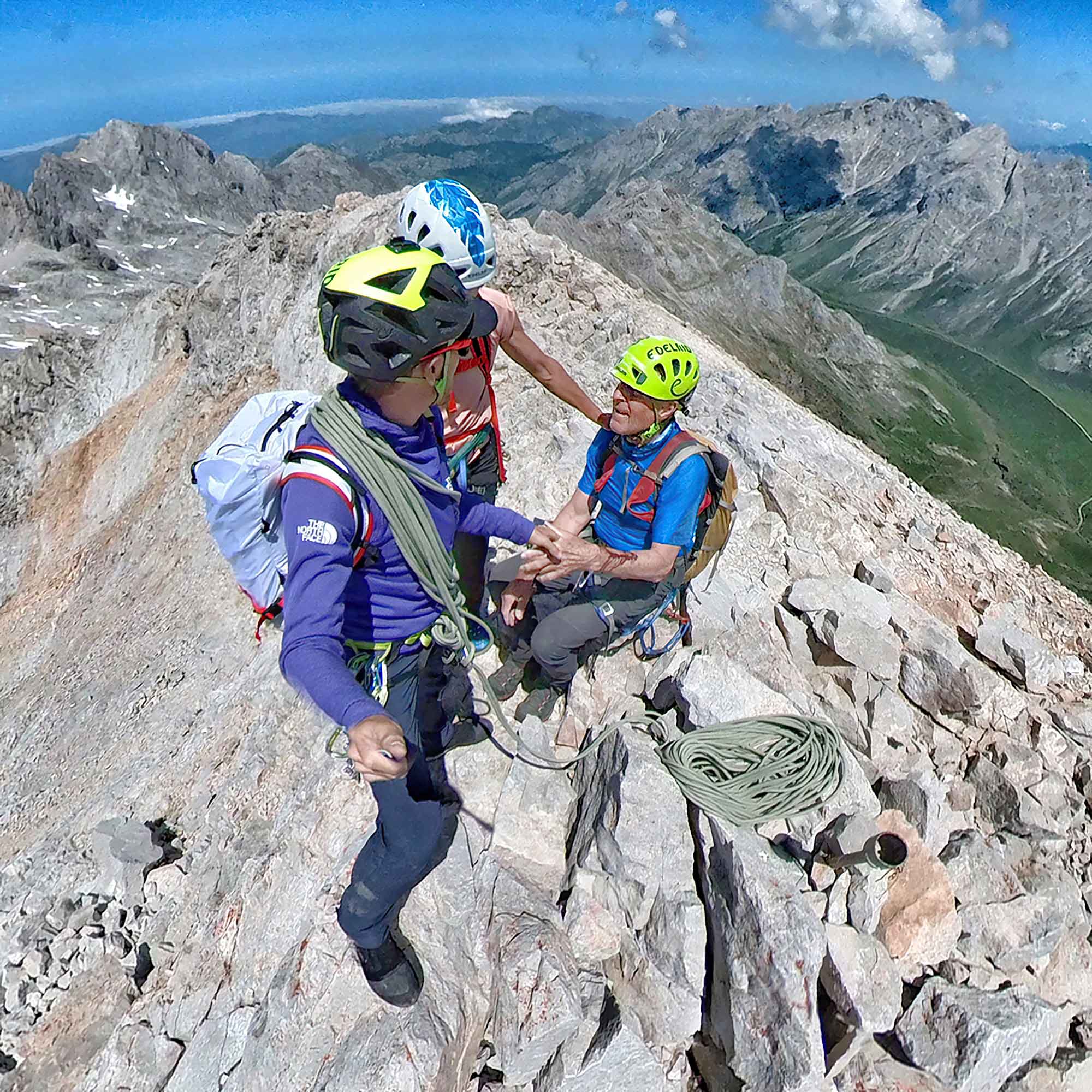 David Göttler grimpe le Pico de Europa avec son père de 81 ans