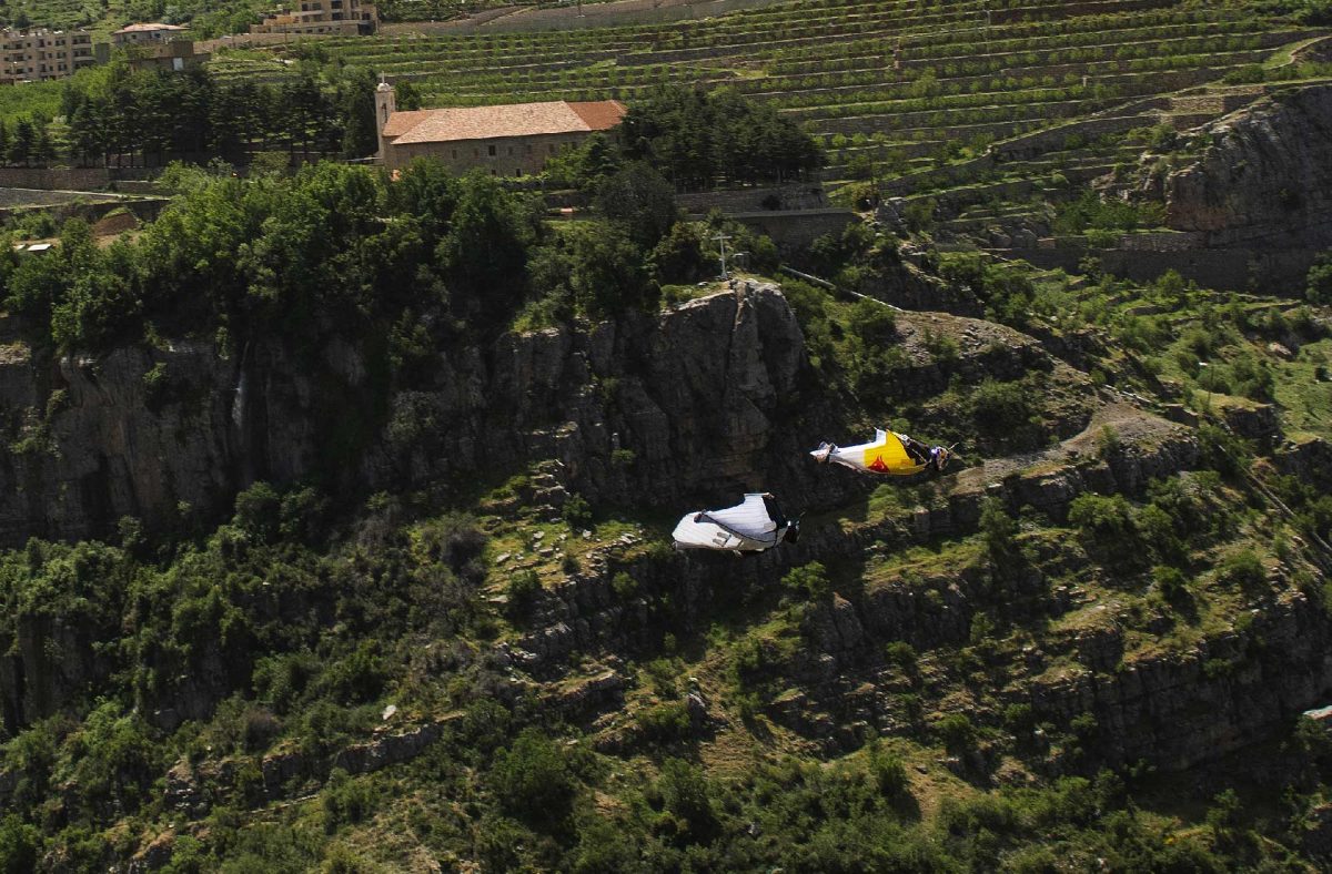 Fred Fugin Soul Flyers saut en wingsuit au Liban