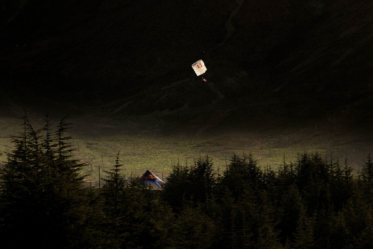 Fred Fugin Soul Flyers saut en wingsuit au Liban
