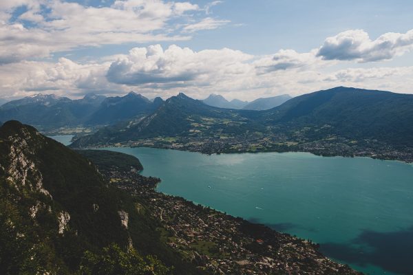 Lac d'Annecy vue depuis le Mont Veyrier