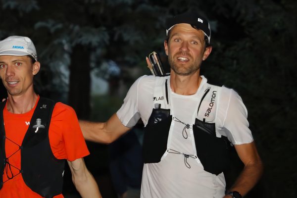 François d'Haene court avec Jim Walmsley sur la Hardrock 100