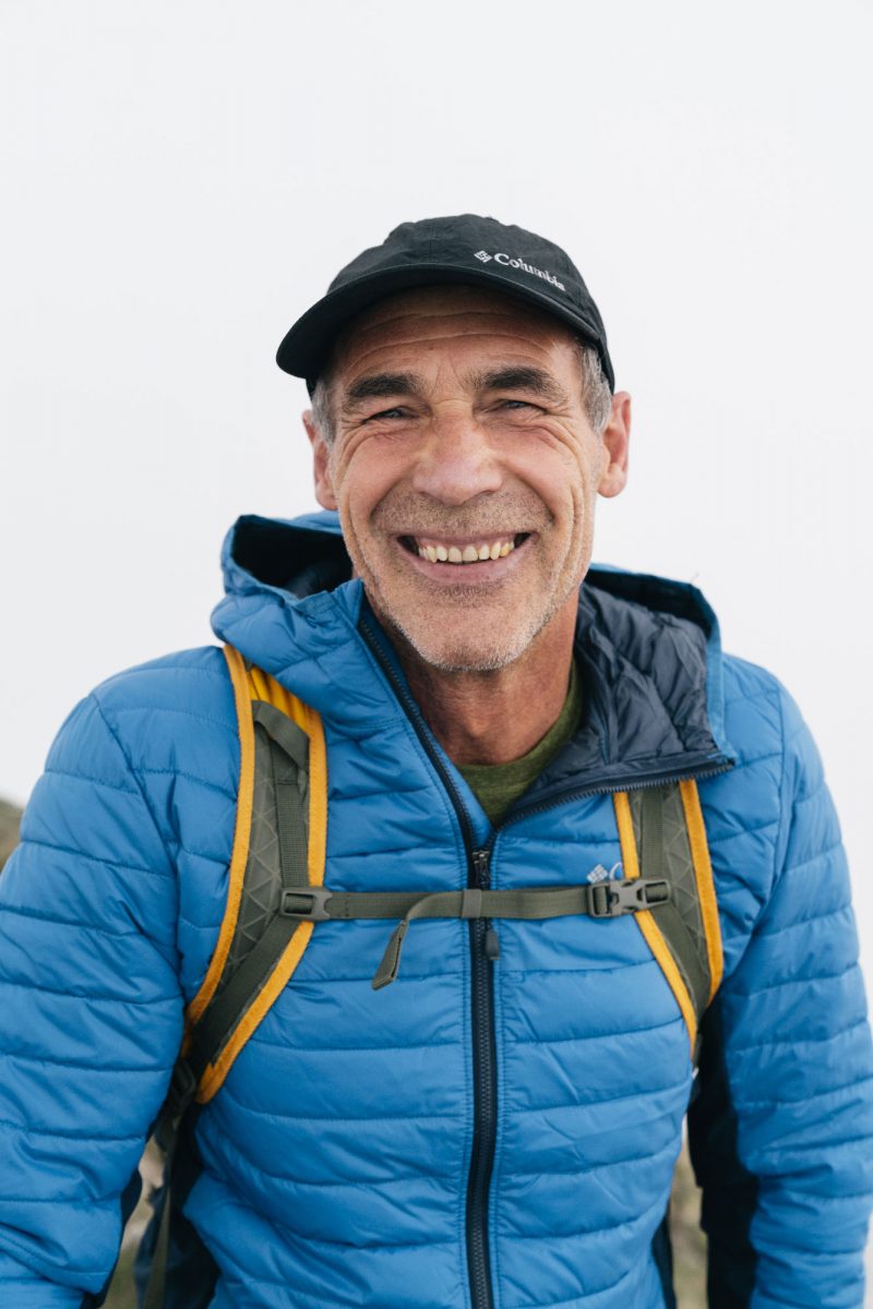 Portrait Mike Horn dans les montagnes Suisses