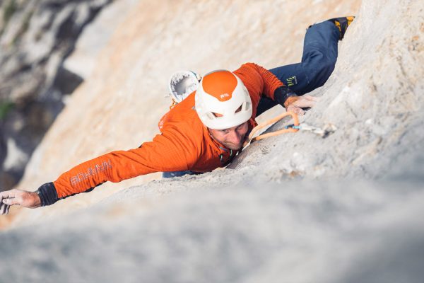 WOGÜ Behind the wall - Cédric Lachat