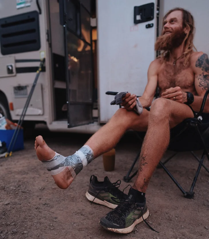 Timothy Olson bat le record FKT du Pacific Crest Trail